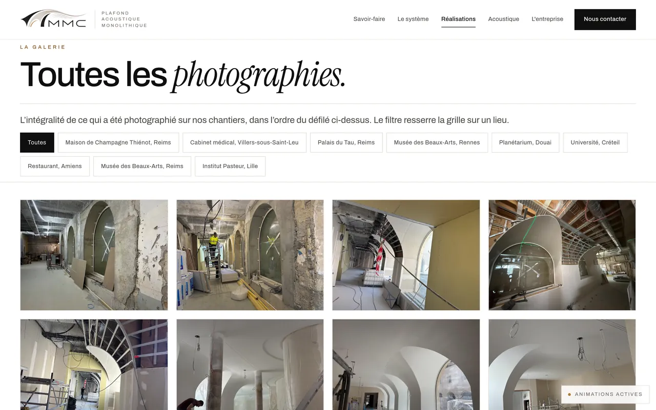 Section « Toutes les photographies » de la page « Réalisations » du site de MMC Agencement, sur ordinateur.